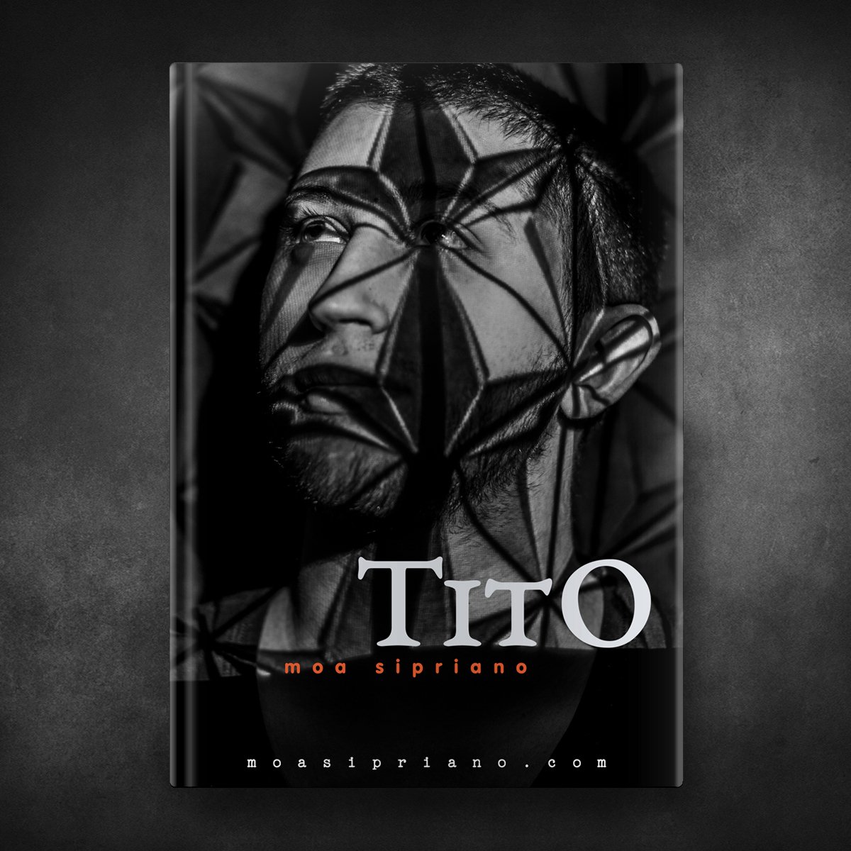 Moa Sipriano - Tito